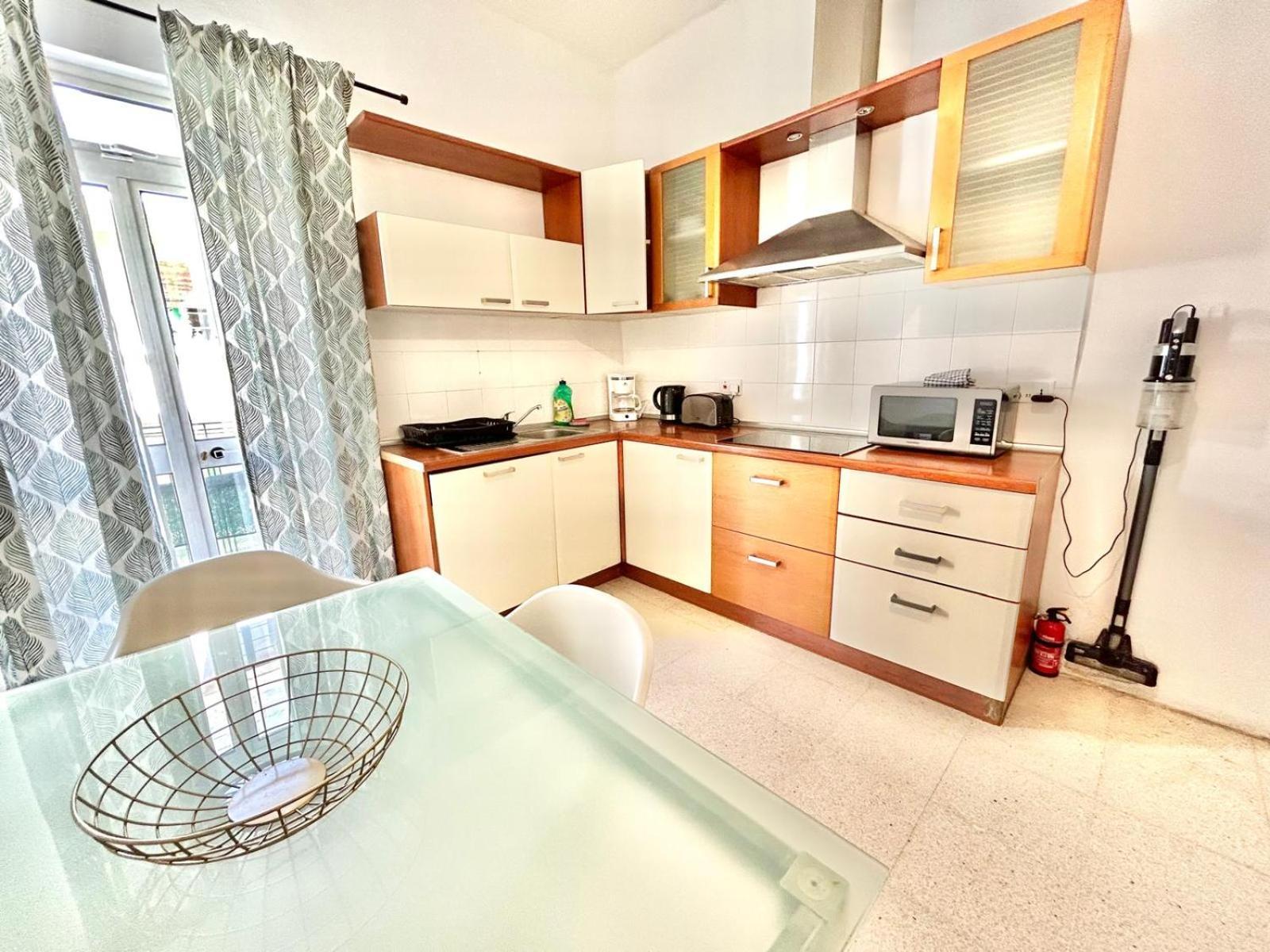 St Julians - Balluta Bay Large 3 Bedroom Apartment 斯利马 外观 照片